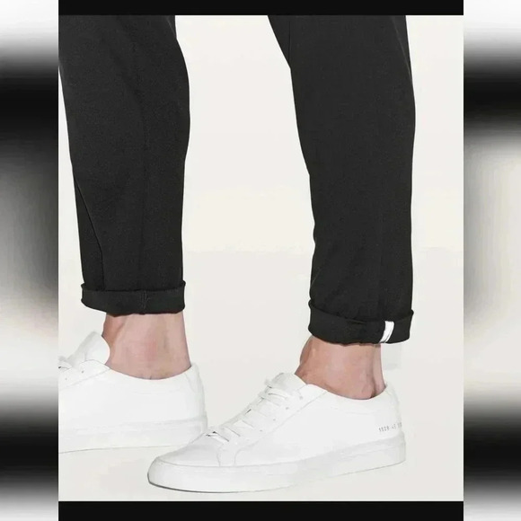 Lululemon Commission Pant Slim *Warpstreme 32"Black (First Release) - Picture 3 of 8